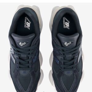 COPY - New Balance 9060 in Eclipse Like New